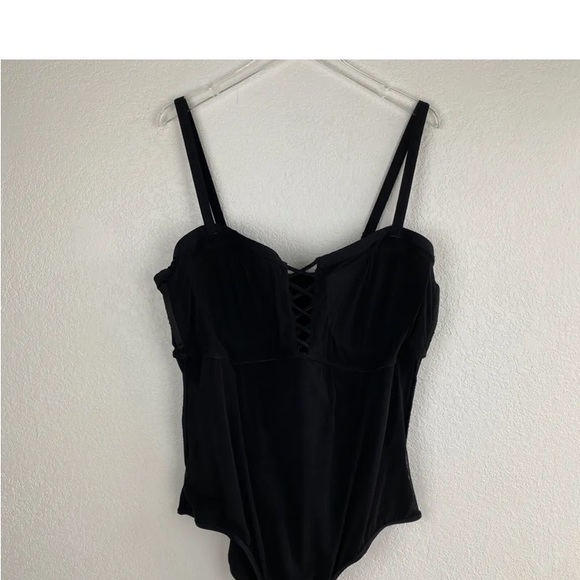 New! Torrid sz 4 Sexy Lattice SwimSuit 4X 3X Swim - Picture 7 of 15